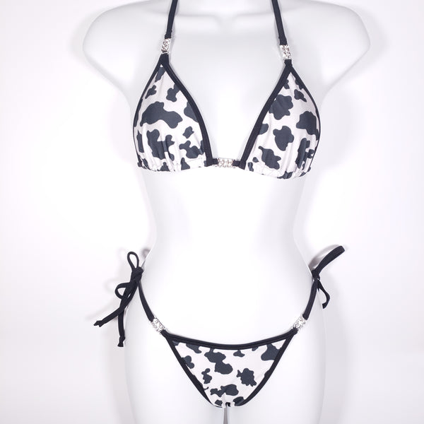 Cow print Posing suit